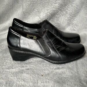 Thom McAn Leather Clogs Womens Size 9M Black Slip On Heeled Shoes‎